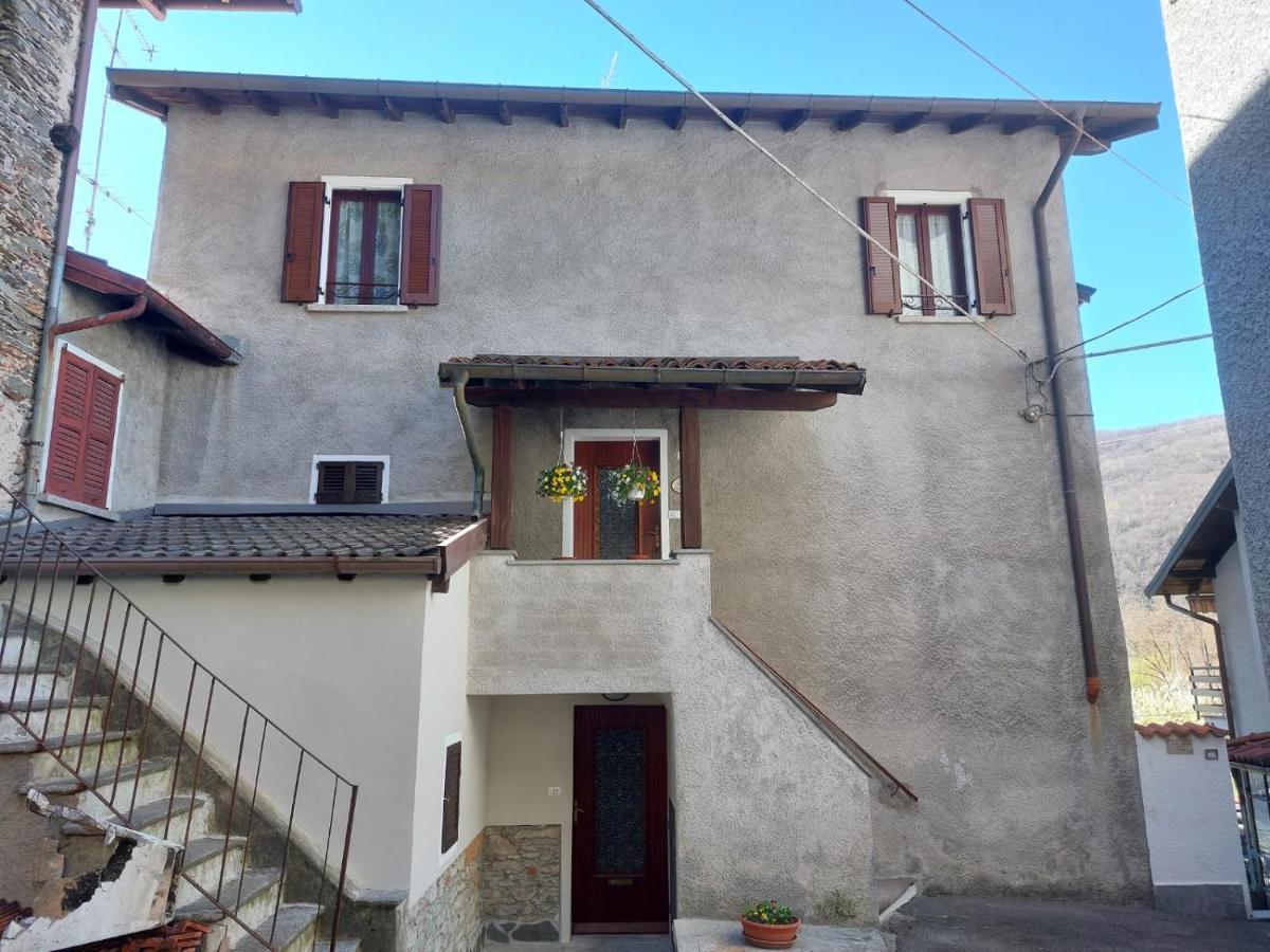 Casa Sassello - Appartamento Menta Dumenza Kültér fotó